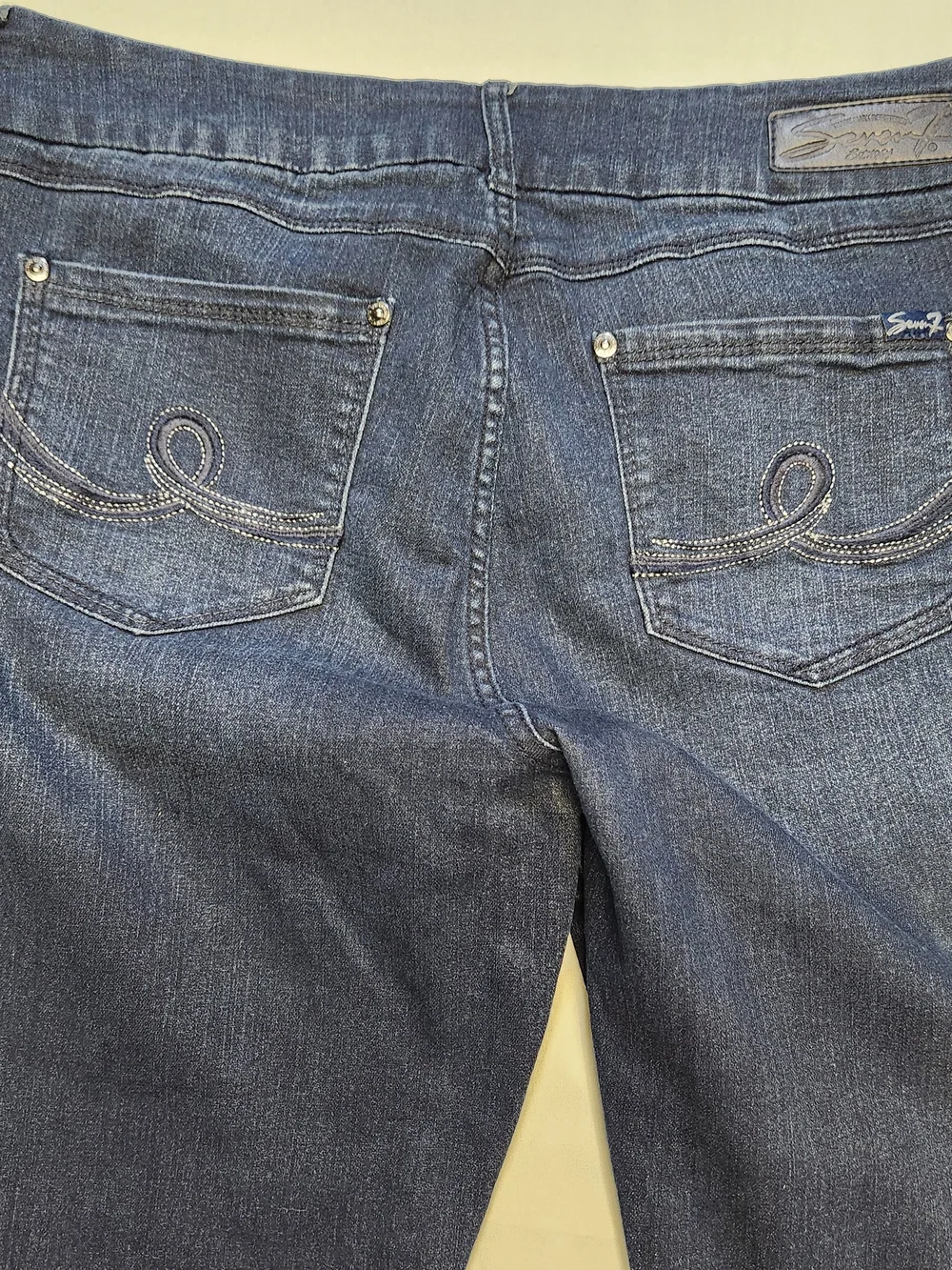 Seven7 Women's Dark Blue Skinny Jeans with Embroidered Back Pocket Size 14